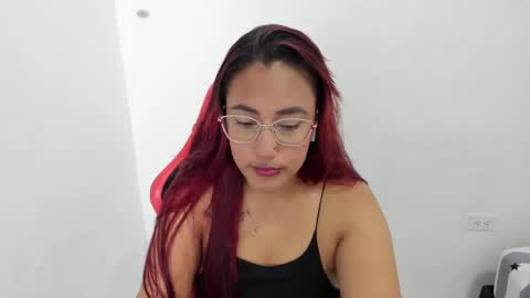 Snapshot of your_naughty_girl_x chatting on 03-03-25, 02:47 EMILY independent model online show from 03-03-25, 02:47