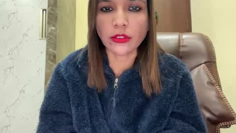 Snapshot of your_priya_77 chatting on 01-09-25, 05:22 sonam online show from 01-09-25, 05:22