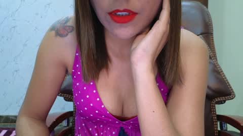 Snapshot of your_priya_77 chatting on 01-14-25, 02:32 sonam online show from 01-14-25, 02:32
