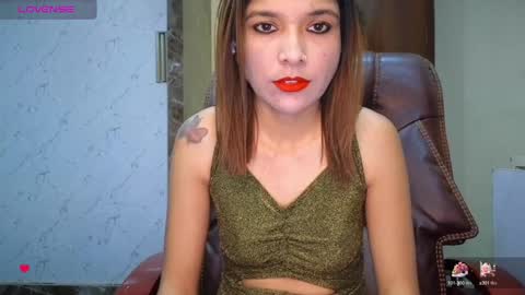 Snapshot of your_priya_77 chatting on 01-22-25, 10:18 sonam online show from 01-22-25, 10:18