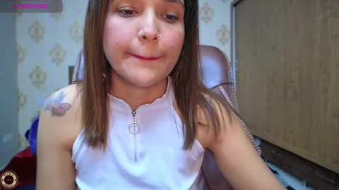 Snapshot of your_priya_77 chatting on 02-11-25, 06:55 sonam online show from 02-11-25, 06:55