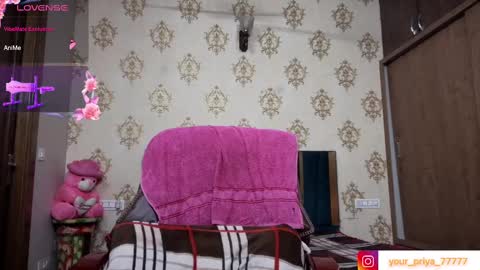 Snapshot of your_priya_77 chatting on 03-06-25, 06:05 sonam online show from 03-06-25, 06:05