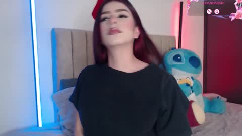 Snapshot of your_rosalie chatting on 12-17-25, 03:23 your_rosalie online show from 12-17-25, 03:23