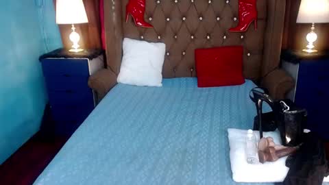 Casie online show from 01-06-25, 05:49