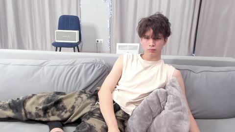 your_shy_guy online show from 01-20-25, 10:04