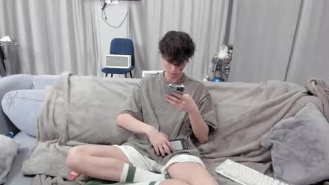 your_shy_guy online show from 03-11-25, 07:36