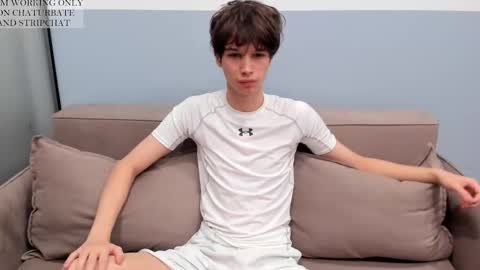 your_shy_guy online show from 09-26-25, 06:23