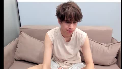 your_shy_guy online show from 10-01-25, 04:07