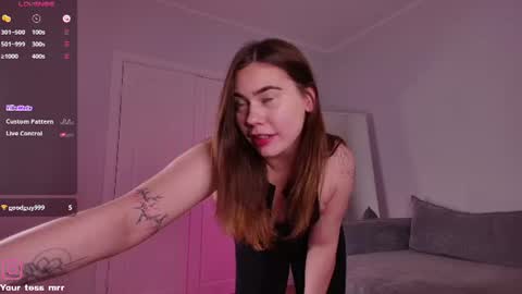 Tessa online show from 06-14-26, 06:10