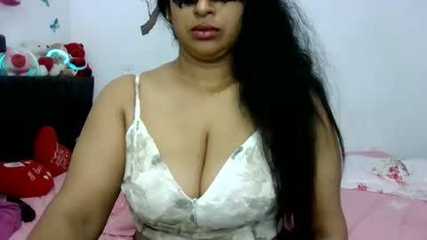 Snapshot of yourashawari chatting on 04-28-26, 03:00 yourashawari online show from 04-28-26, 03:00