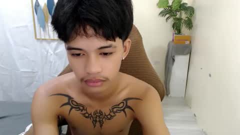 Snapshot of yourasian_eric chatting on 05-21-26, 04:19 yourasian_eric online show from 05-21-26, 04:19