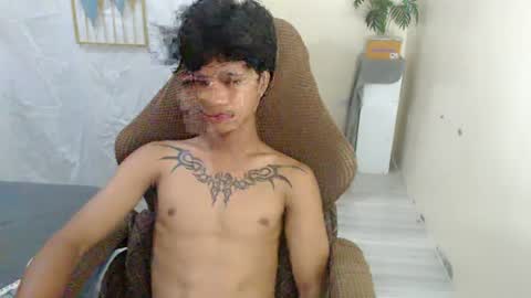 Snapshot of yourasian_eric chatting on 06-14-26, 06:37 yourasian_eric online show from 06-14-26, 06:37