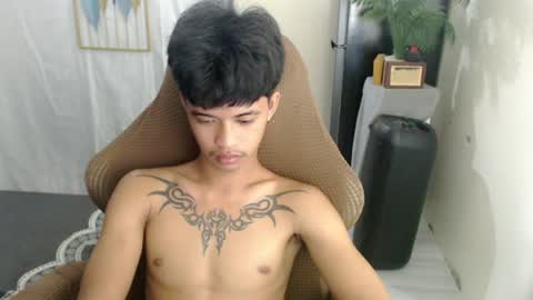 Snapshot of yourasian_eric chatting on 07-14-26, 10:21 yourasian_eric online show from 07-14-26, 10:21