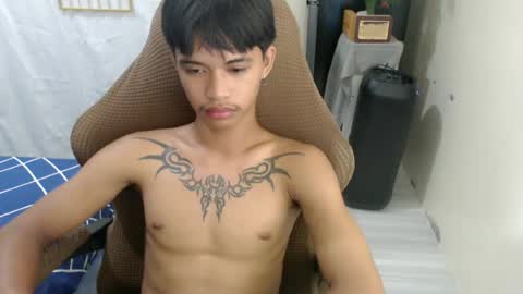 Snapshot of yourasian_eric chatting on 07-27-26, 10:11 yourasian_eric online show from 07-27-26, 10:11
