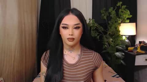 kim online show from 12-01-25, 09:03