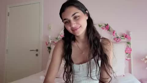 yourbella37 online show from 06-26-26, 04:22