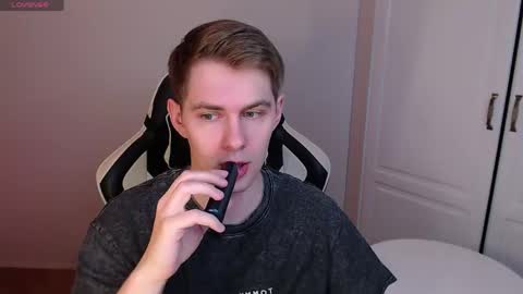 Billy online show from 04-06-26, 01:03