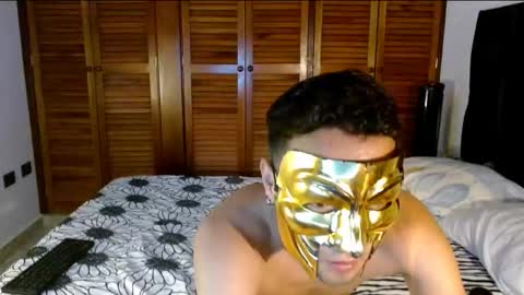 Snapshot of yourcouplehot chatting on 11-22-25, 06:01 yourcouplehot online show from 11-22-25, 06:01