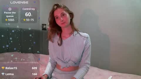 Snapshot of yourcreamyister chatting on 01-02-25, 11:27 creamysister online show from 01-02-25, 11:27
