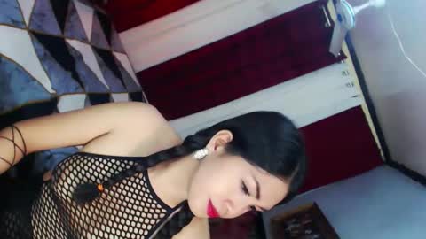 yourdream_gurl online show from 02-26-25, 11:52