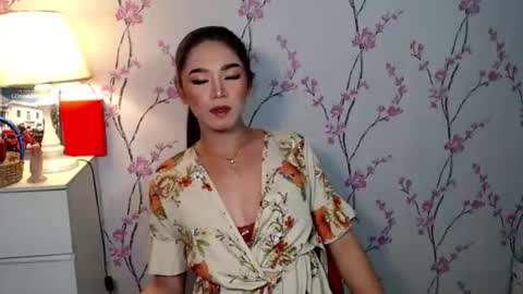 JANE online show from 10-05-25, 11:57