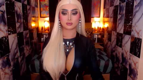 Snapshot of yourdreampinayx chatting on 11-02-25, 06:10 Kath Harper online show from 11-02-25, 06:10