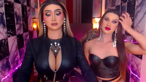 Snapshot of yourdreampinayx chatting on 11-20-25, 08:47 Kath Harper online show from 11-20-25, 08:47