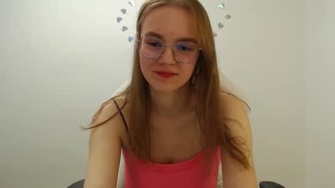 Lana online show from 10-04-25, 05:33