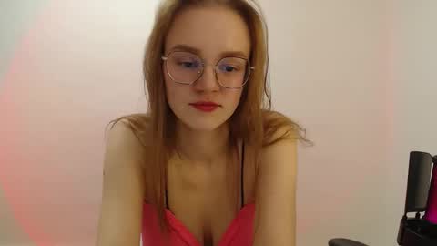 Snapshot of yourdreamray chatting on 11-15-25, 06:15 Lana online show from 11-15-25, 06:15