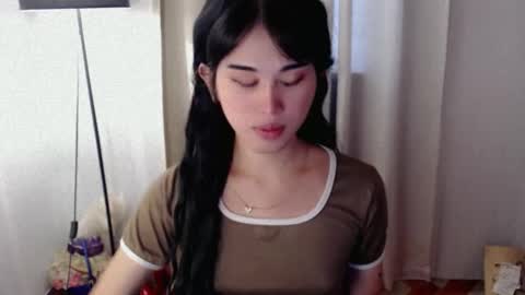 PrettyElla online show from 09-21-25, 10:22