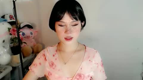 PrettyElla online show from 10-02-25, 01:56