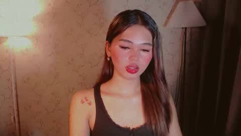 Snapshot of yourfavoratesunshine chatting on 10-01-25, 10:21 Sunshine online show from 10-01-25, 10:21