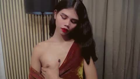 Vivian online show from 11-18-25, 07:29