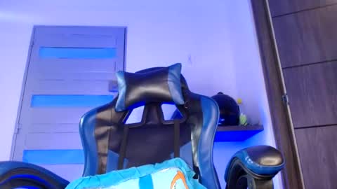 yourfavorite_bigclit online show from 06-13-26, 12:36