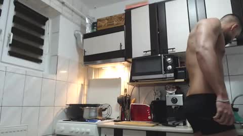 yourfavoritetallboy online show from 12-15-25, 06:23