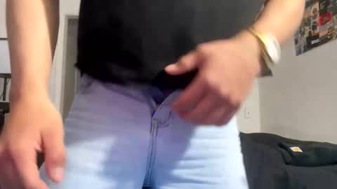 Snapshot of yourguyy21 chatting on 11-10-25, 04:00 yourguyy21 online show from 11-10-25, 04:00