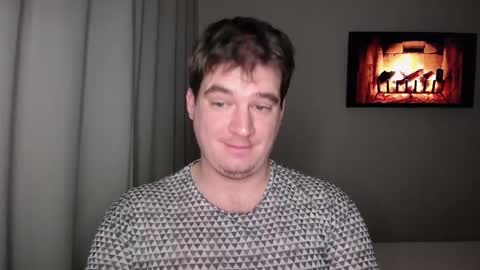 Snapshot of yourhairybuddy chatting on 12-08-24, 09:08 Andrey online show from 12-08-24, 09:08