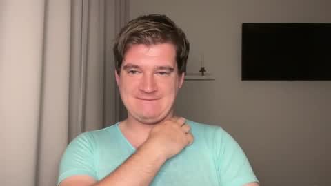 Snapshot of yourhairybuddy chatting on 06-14-26, 08:11 Andrey online show from 06-14-26, 08:11