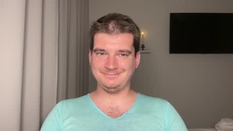 Snapshot of yourhairybuddy chatting on 07-13-26, 08:33 Andrey online show from 07-13-26, 08:33
