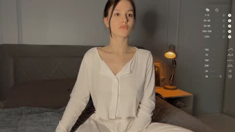 Aida online show from 01-24-25, 04:17