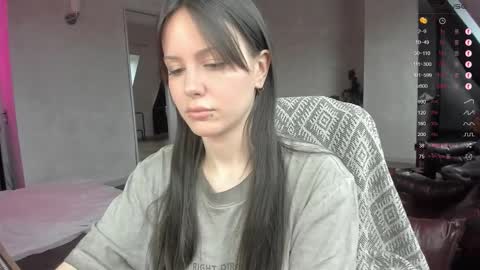 Aida online show from 10-02-25, 10:33