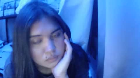 Snapshot of yourhotlove_veda chatting on 03-15-26, 05:52 yourhotlove_veda online show from 03-15-26, 05:52