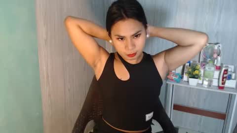 Snapshot of yourhottie_winxxx chatting on 11-16-25, 10:59 Mauie online show from 11-16-25, 10:59