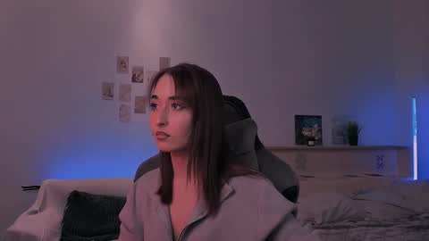 Snapshot of yourjullymoon chatting on 11-03-25, 07:26 Jully online show from 11-03-25, 07:26