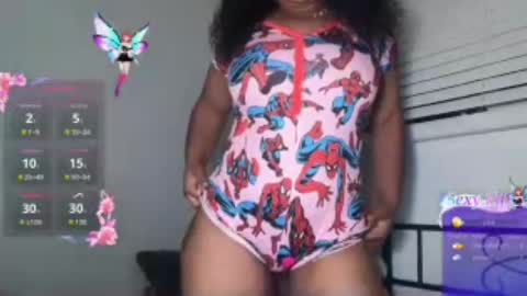 Snapshot of yourmommysilk chatting on 06-14-26, 10:28 YOURMOMMY online show from 06-14-26, 10:28