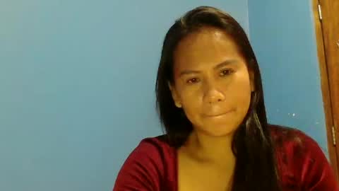 yourmorenagirl69 online show from 05-28-26, 11:07
