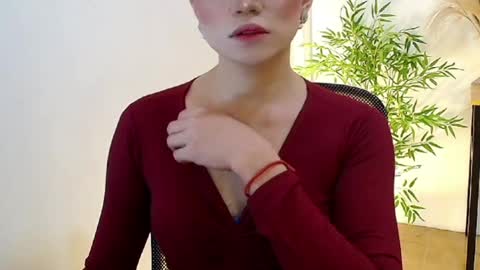 Snapshot of yournaughty_poxysweet chatting on 05-12-26, 10:12 poxy online show from 05-12-26, 10:12