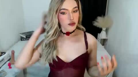 Snapshot of yournaughtykendal chatting on 04-25-26, 07:00 TIFFANY SUCKING QUEEN online show from 04-25-26, 07:00