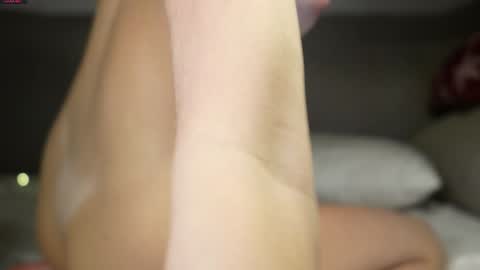 Snapshot of yournaughtymiss chatting on 01-05-25, 03:00 Eva online show from 01-05-25, 03:00