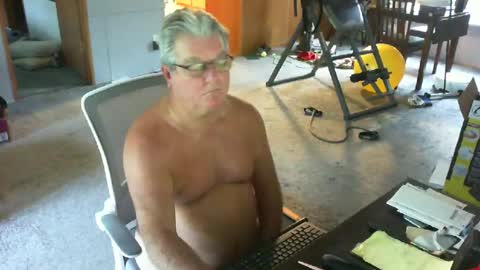 Snapshot of yourpoppi55 chatting on 06-20-26, 12:08 yourpoppi55 online show from 06-20-26, 12:08